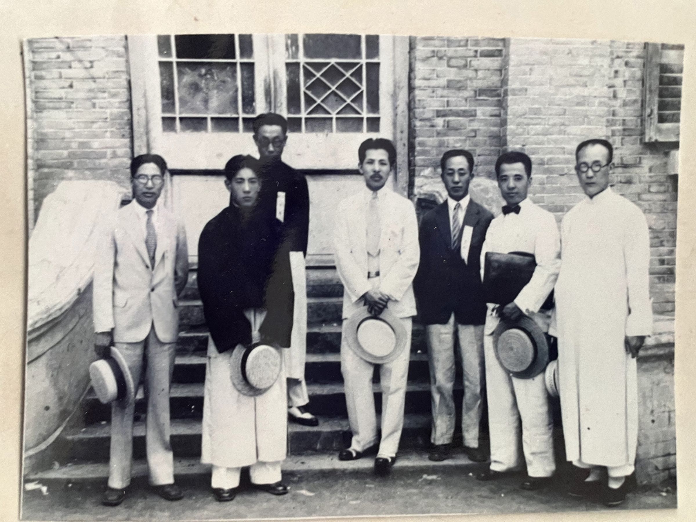 1932 reception photograph with Song Chin Foh, Liu Changchun, Zhang Xueliang, and Hao Gengsheng